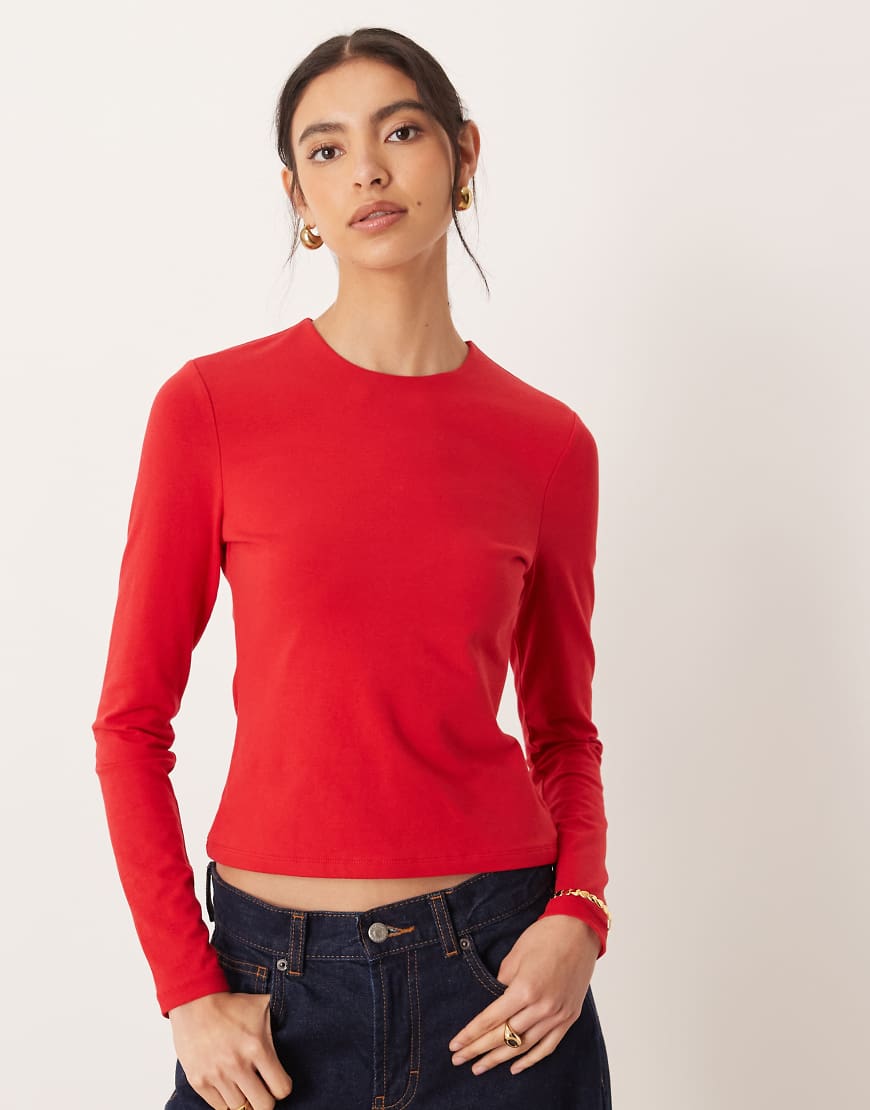 Abercrombie & Fitch - Langärmliges, knapp geschnittenes Shirt in Rot von Abercrombie & Fitch