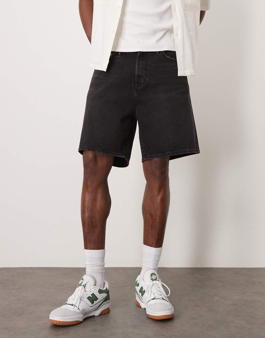 Abercrombie & Fitch - Locker geschnittene Jeansshorts in Schwarz von Abercrombie & Fitch