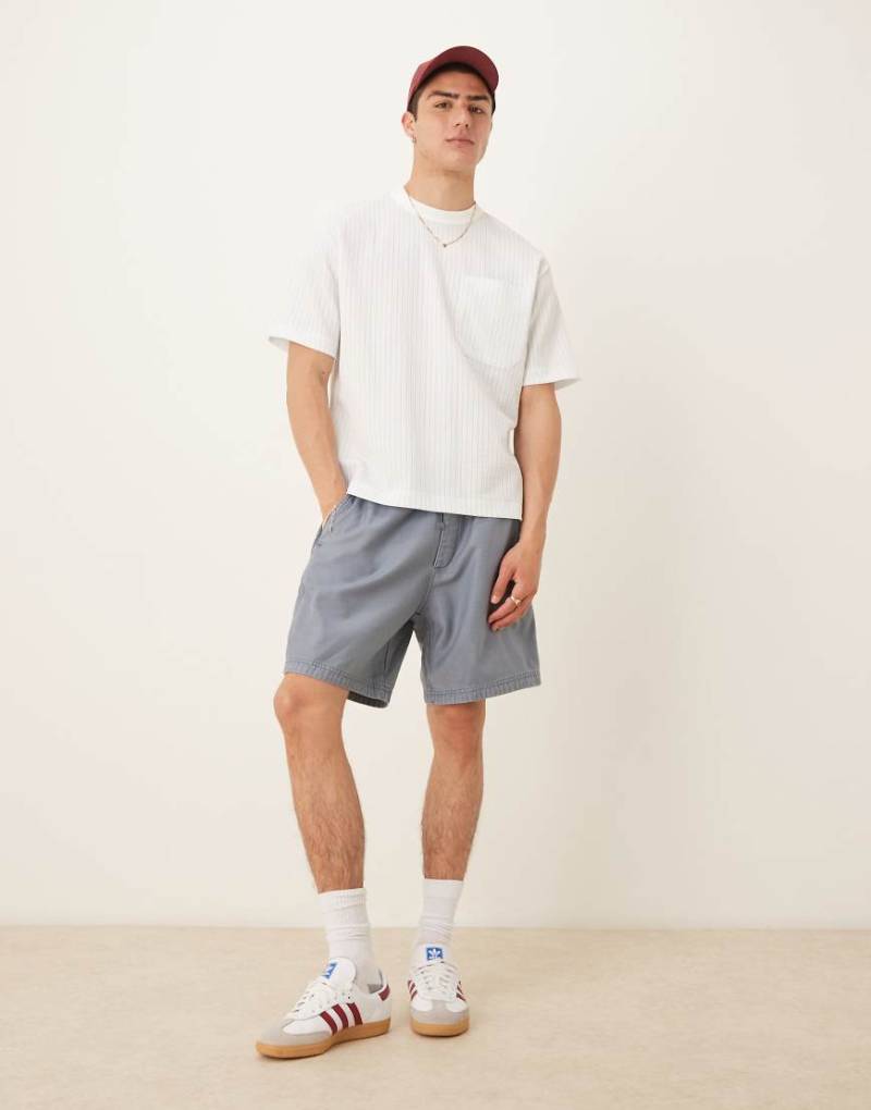 Abercrombie & Fitch - Locker geschnittene Shorts in Marineblau, 8 Zoll Schrittlänge Abercrombie & Fitch - Locker geschnittene Shorts in Marineblau, 8 Zoll Schrittlänge von Abercrombie & Fitch