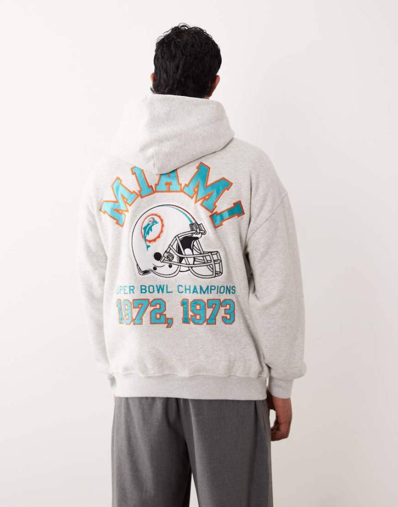 Abercrombie & Fitch - NFL Dolphins - Kapuzenpullover in Hellgrau mit Grafik am Rücken von Abercrombie & Fitch