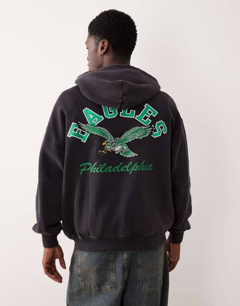 Abercrombie & Fitch - NFL Eagles - Kapuzenpullover in Schwarz mit Grafik auf der Rückseite von Abercrombie & Fitch
