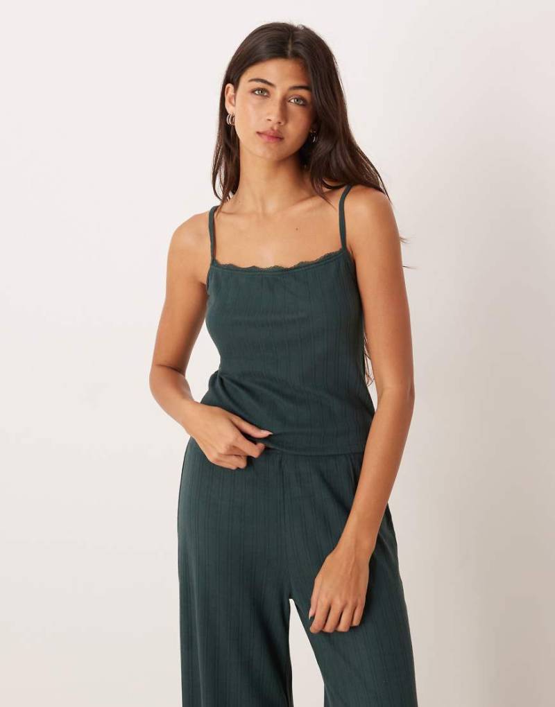 Abercrombie & Fitch - Pyjama-Camisole in Grün mit Lochstickerei, Kombiteil von Abercrombie & Fitch