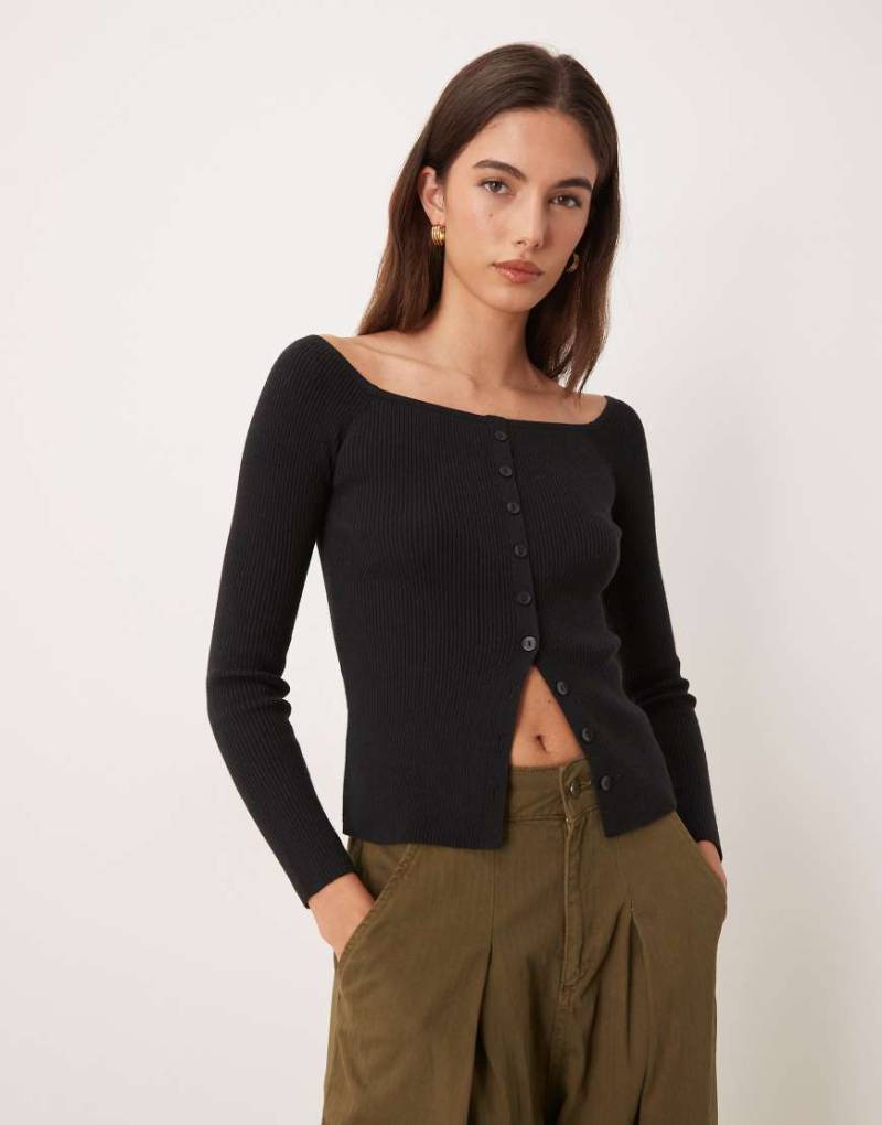 Abercrombie & Fitch - Schulterfreies Oberteil in Schwarz mit durchgehender Knopfleiste von Abercrombie & Fitch