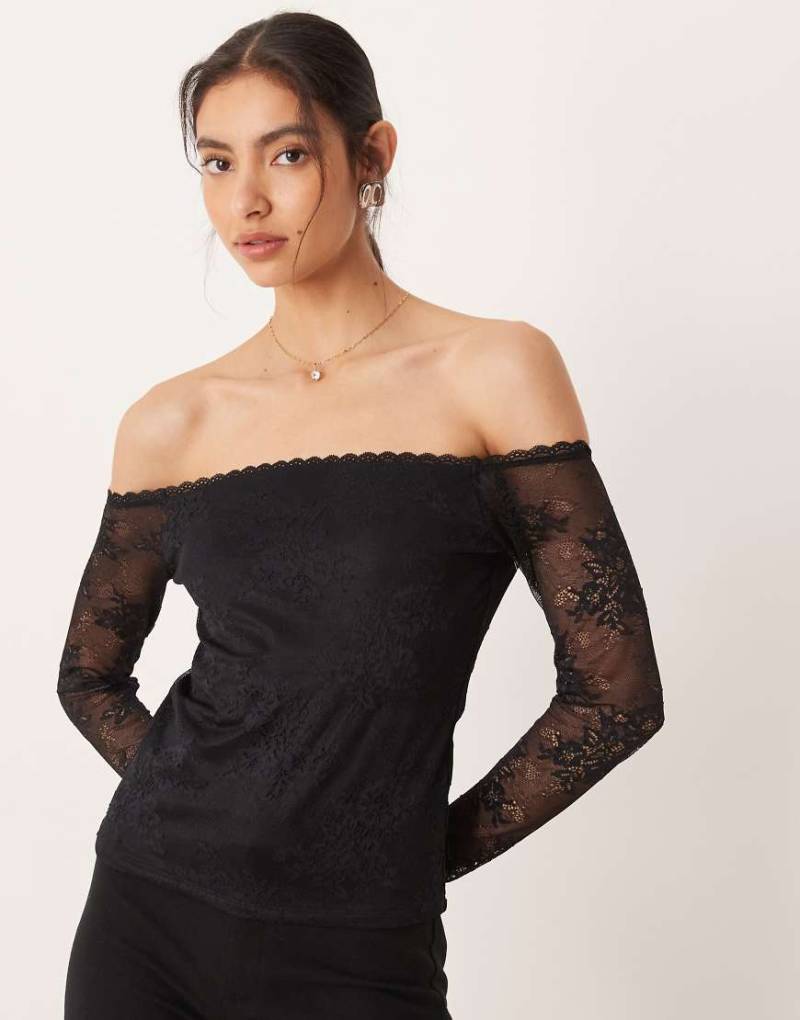 Abercrombie & Fitch - Schulterfreies Spitzenoberteil in Schwarz mit integriertem BH von Abercrombie & Fitch