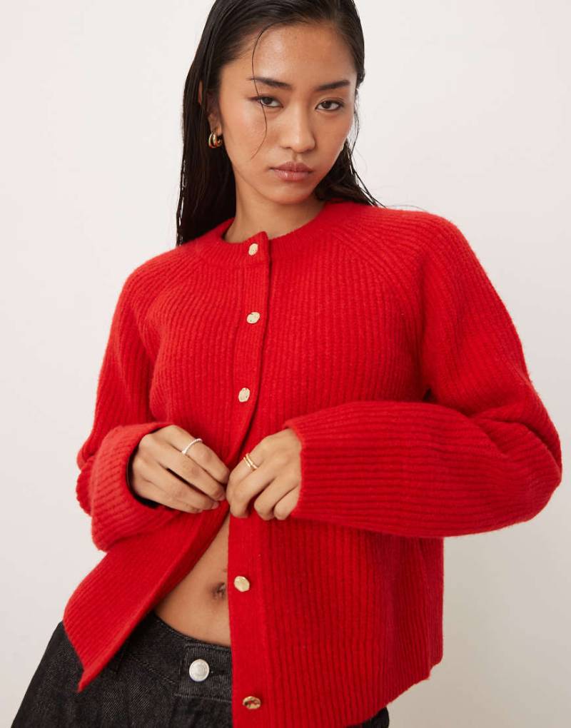 Abercrombie & Fitch - Strickjacke in Rot mit Rundhalsausschnitt und Knopfleiste von Abercrombie & Fitch