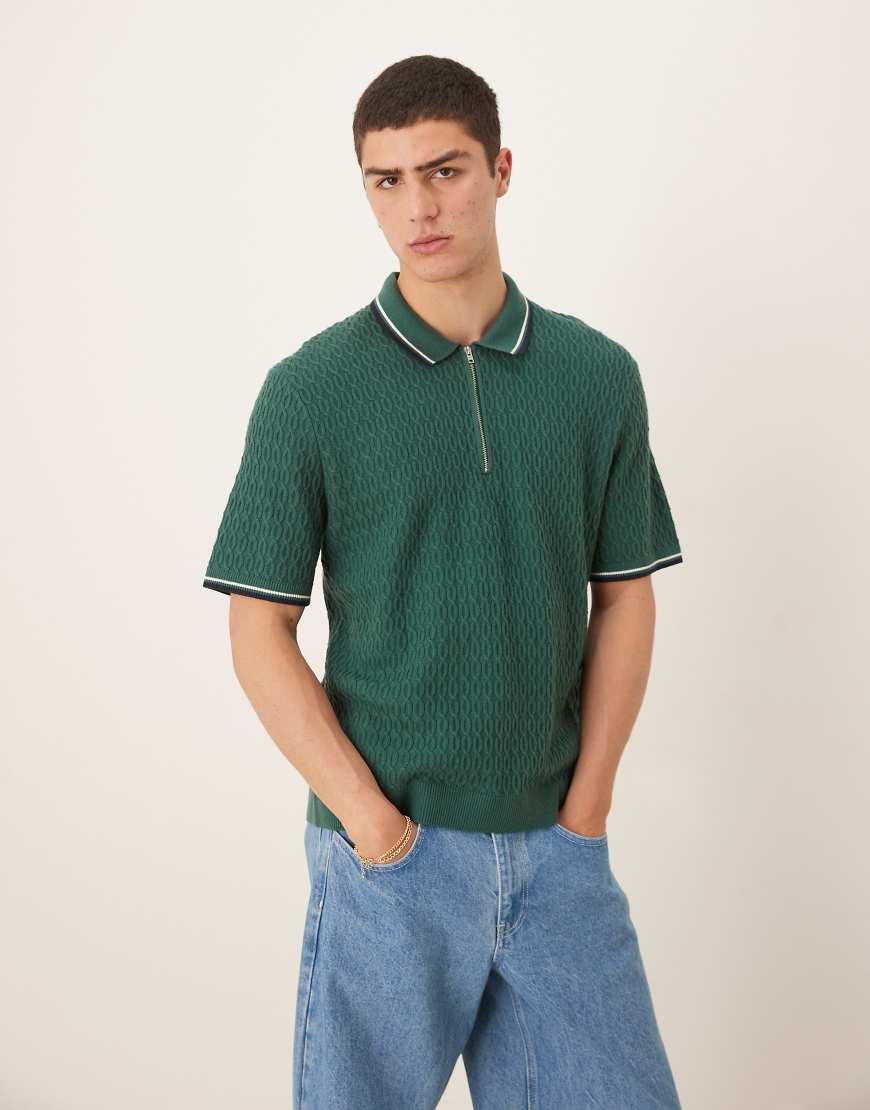 Abercrombie & Fitch - Strickoberteil in Grün mit Polokragen, halblangem Reißverschluss und Kontrast-Zierstreifen Abercrombie & Fitch - Strickoberteil in Grün mit Polokragen, halblangem Reißverschluss und Kontrast-Zierstreifen von Abercrombie & Fitch