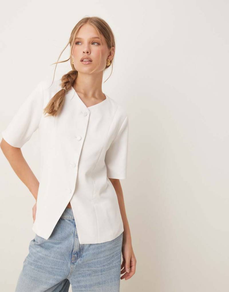 Abercrombie & Fitch - Trägertop in Weiß mit durchgehender Knopfleiste von Abercrombie & Fitch