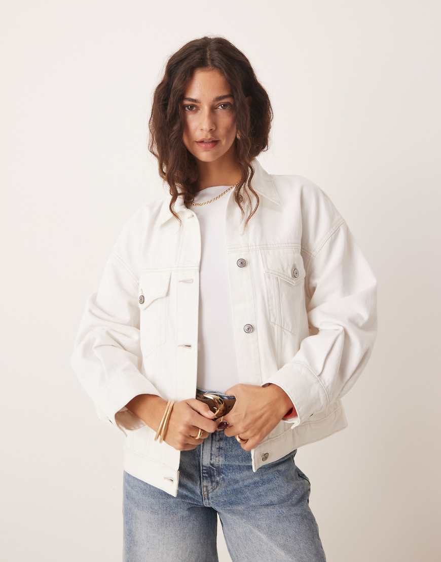 Abercrombie & Fitch - Trucker-Jeansjacke in Weiß von Abercrombie & Fitch