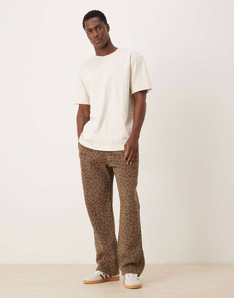 Abercrombie & Fitch - Weite Jogginghose mit offenem Saum und Leopardenmuster-Grün von Abercrombie & Fitch