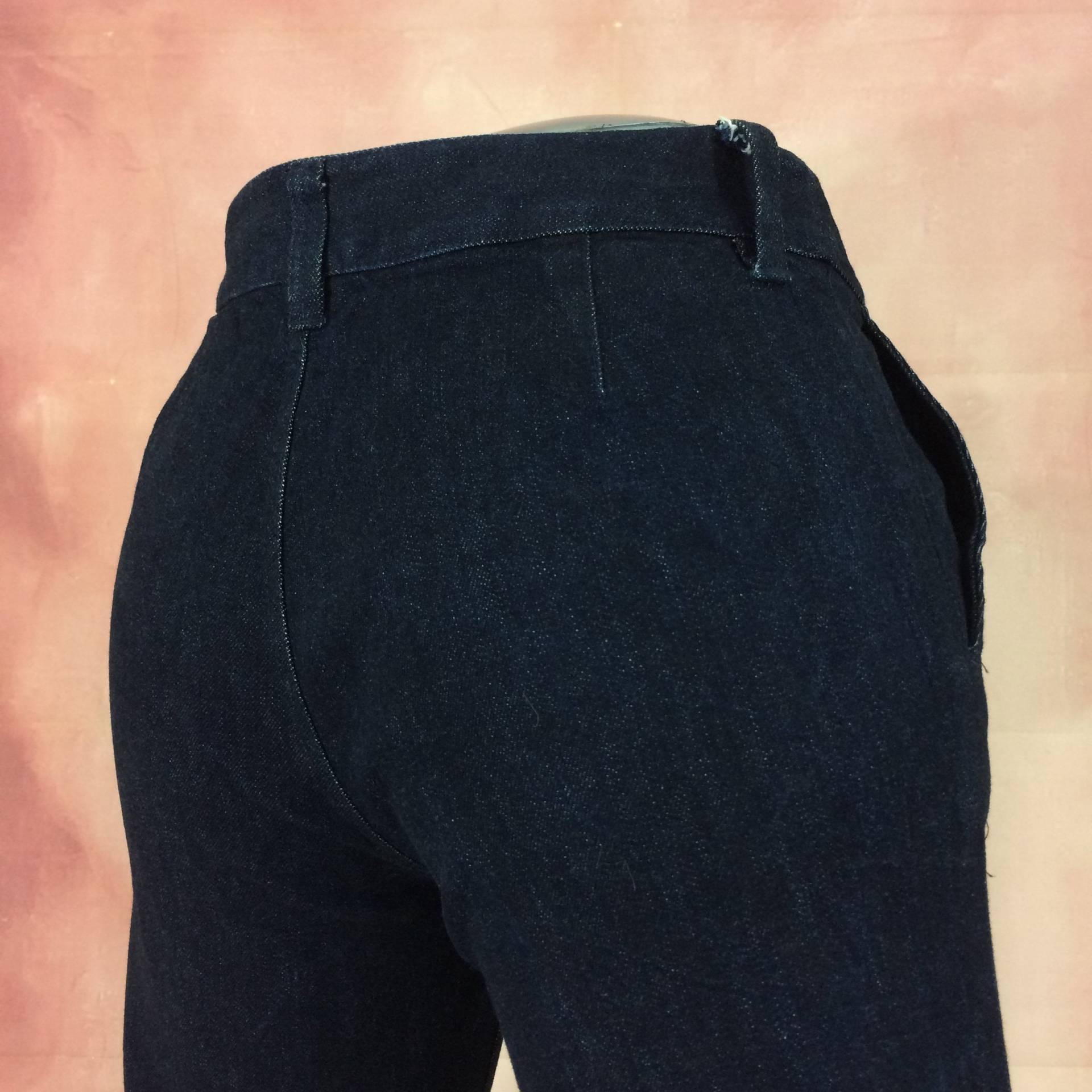 Größe 30 Vintage Lauren Damen Bareback Weites Bein Denim Hose W30 L32 Bootcut Jeans Freundin Mom Made in Hong Kong von AberyApparelClothing