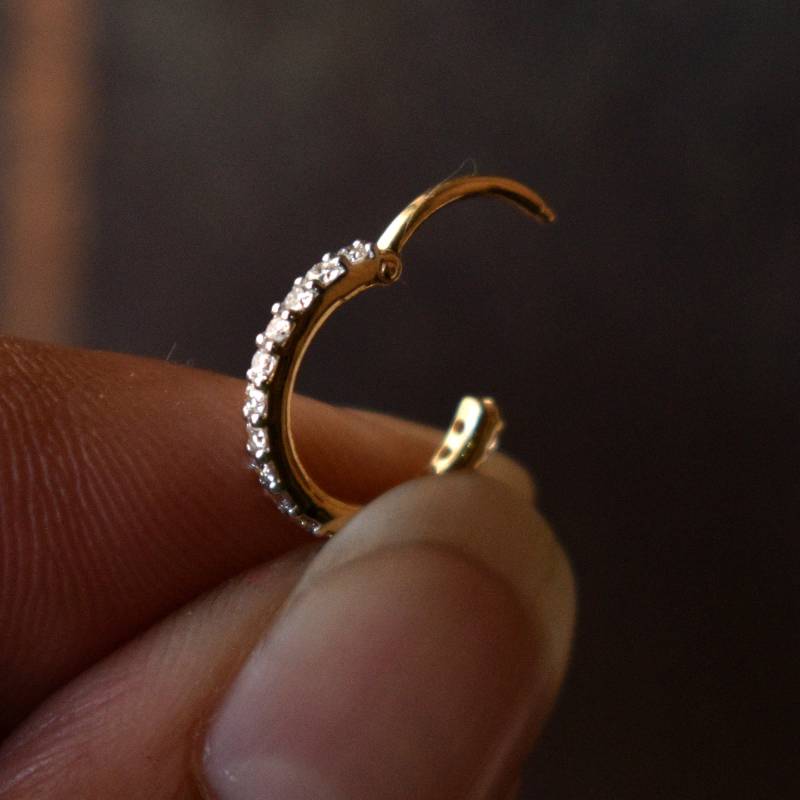 1, 2 Mm Echte Diamant Clicker in 14K 18K Massivgold, Huggie Hoop Ring Nase Knorpel Conch Helix Lobe Orbital Lippe Stirn Piercing, 14G 16G 18G von AbhikaJewels