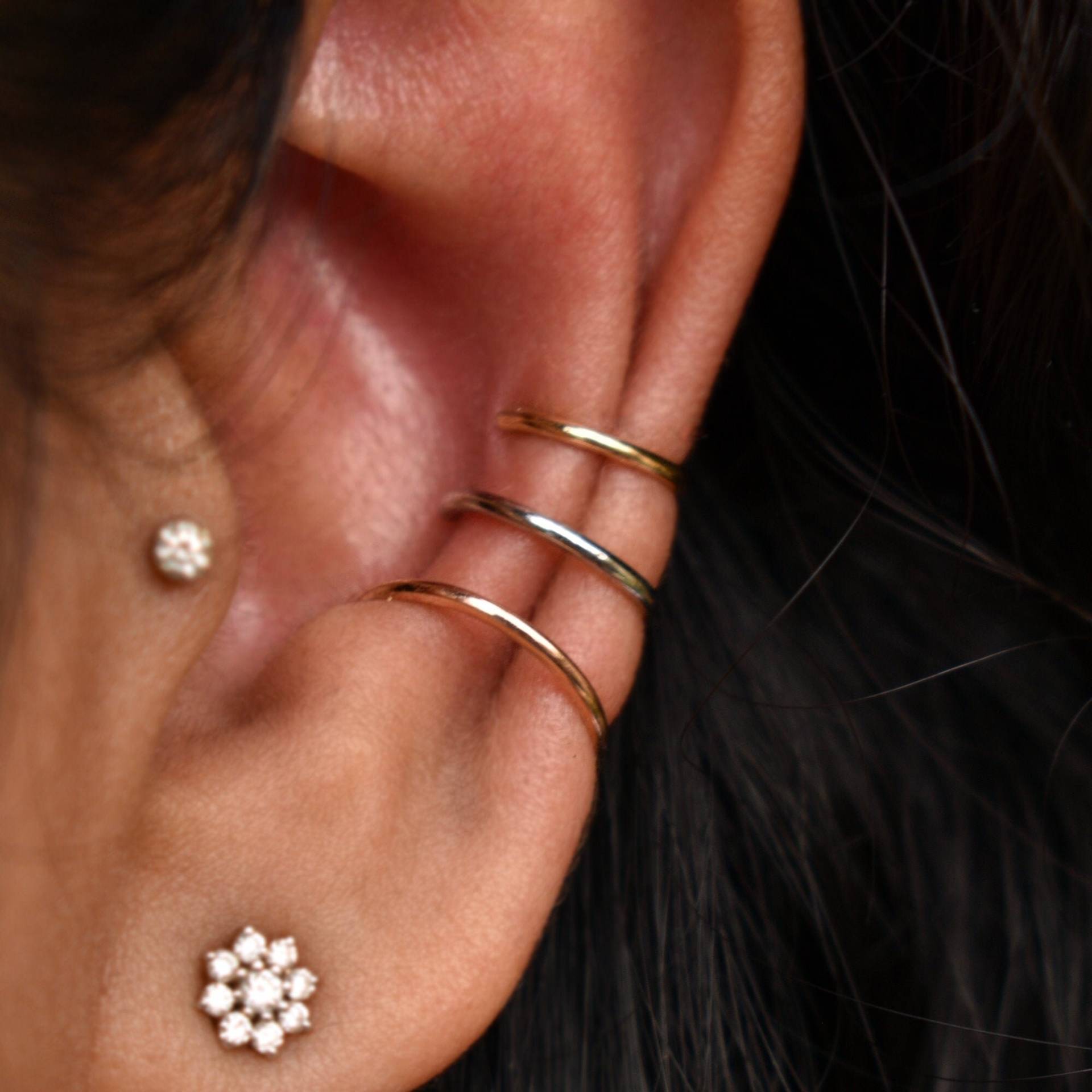 1 Mm 14K Solid Gold Clip-On Cuff Knorpel Hoop, 19G Hufeisen Septum Platzhalter Ring, Open Spacer Midi Daumenring, Faux Ohr Piercing Creolen 1 Mm 14K Solid Gold Clip-On Cuff Knorpel Hoop, 19G Hufeisen Septum Platzhalter Ring, Open Spacer Midi Daumenring, Faux Ohr Piercing Creolen von AbhikaJewels