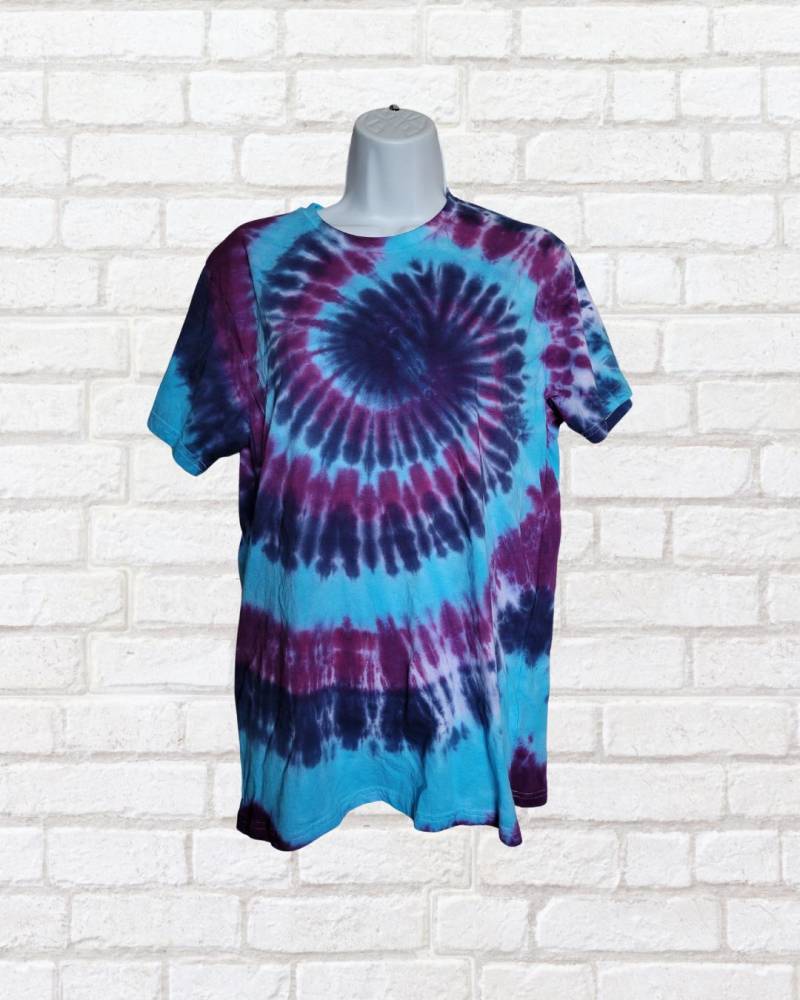 Blau & Lila Batik Shirt Aus Biobaumwolle von AbiDashery