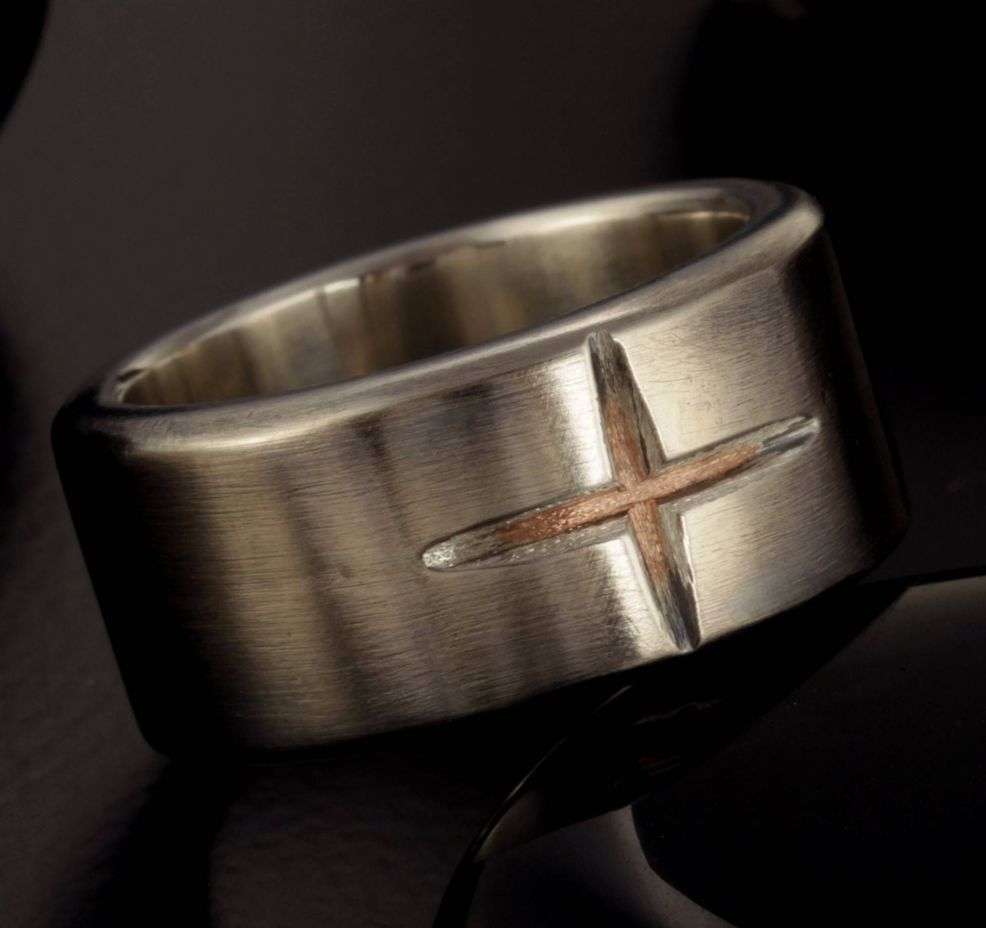 Unikat Männer Kreuz Ehering, Silber Ring, Rustikaler Herrenring, Herren & Kupfer Ehering Geschenk Für Männer, Rs-1405 von AbiMJewelry