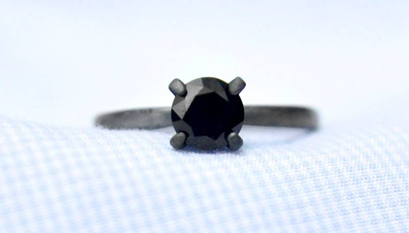 Schwarzer Spinell Ring, Promise Diamant Alternative, Brautjungfer Geschenke, Verlobungsring, Ehering von AbishJewelryWorks