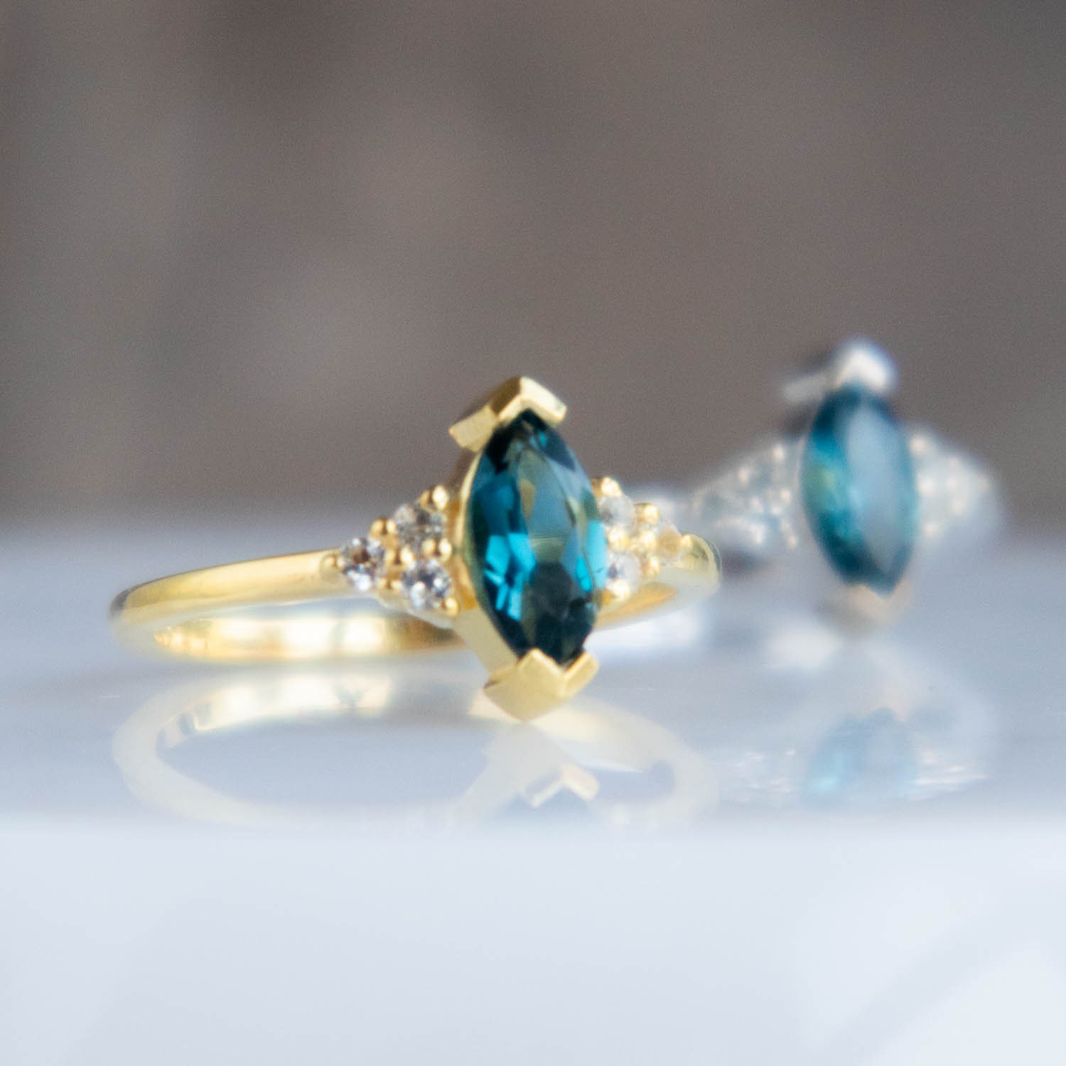 London Blue Topas Ring, Sterling Silber & Gold Vermeil Cluster Marquise Edelstein Versprechen Ringe Für Frauen, Geschenk Frau von AbizaJewelry