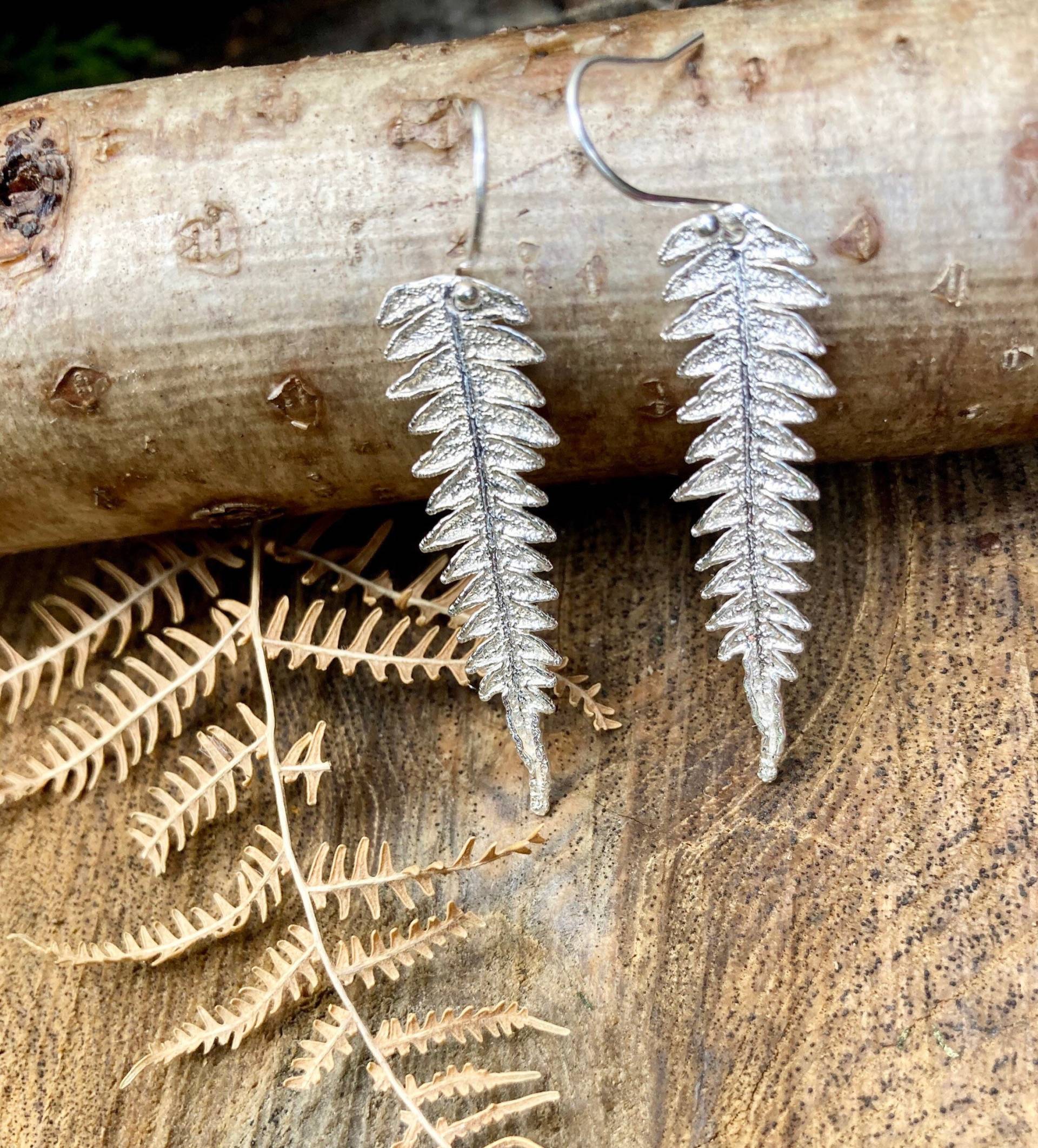 Lange Massive Silber Farn Tropfen Ohrringe, Farn, Naturschmuck, 925 Lange Massive Silber Farn Tropfen Ohrringe, Farn, Naturschmuck, 925 von AbnobaJewellery