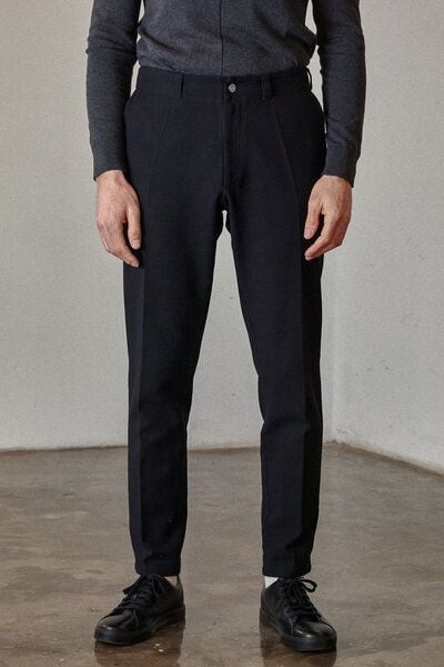 About Companions Klassische Hose JOSTHA aus strukturierter Bio-Baumwolle von About Companions