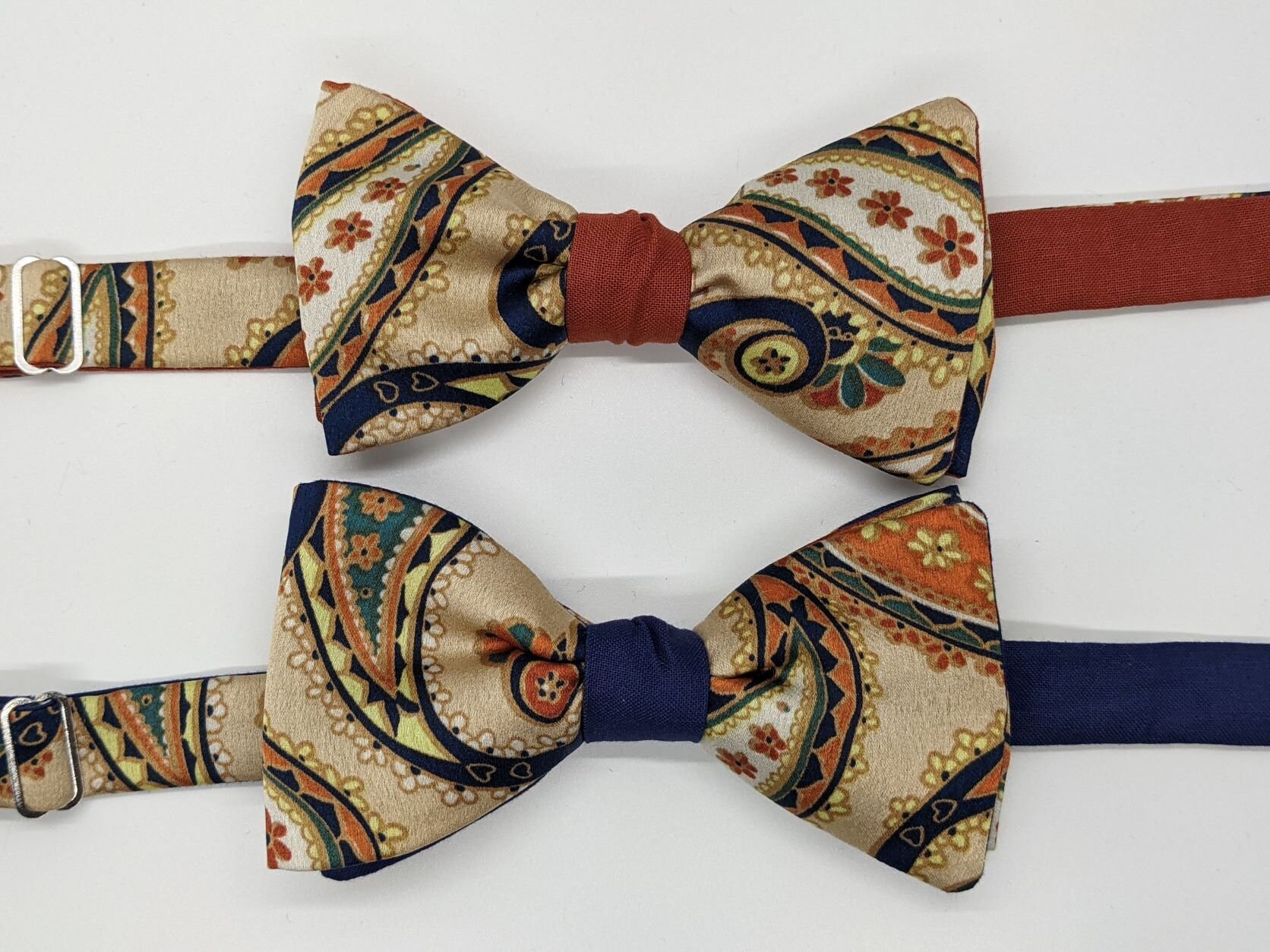 Rust & Navy Selbstbindende Fliege Rust & Navy Selbstbindende Fliege von AboutBowties