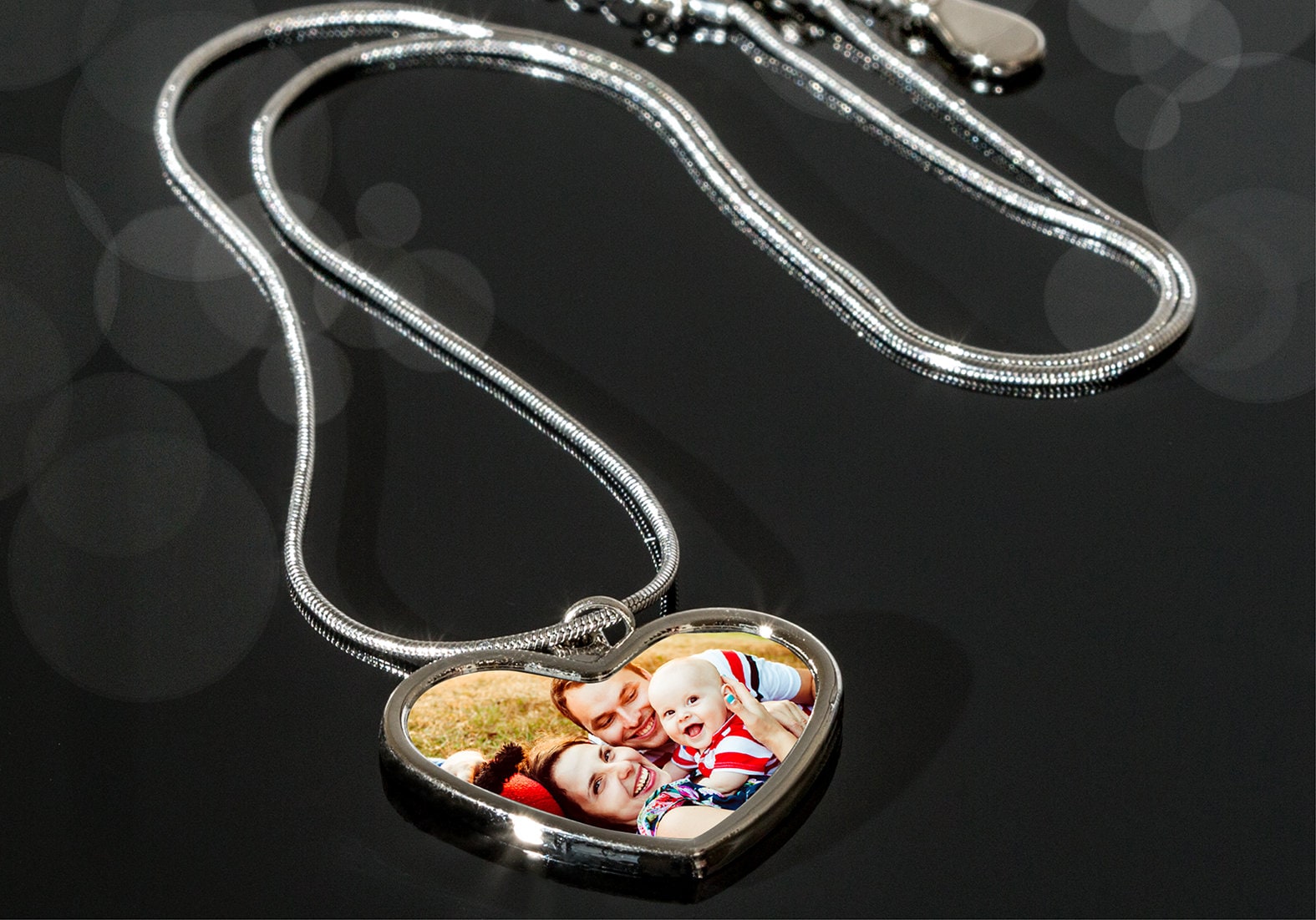 Herz Anhänger Halskette/Personalisierte Fotoanhänger Herz Anhänger Halskette/Personalisierte Fotoanhänger von AboutYouGiftsUK