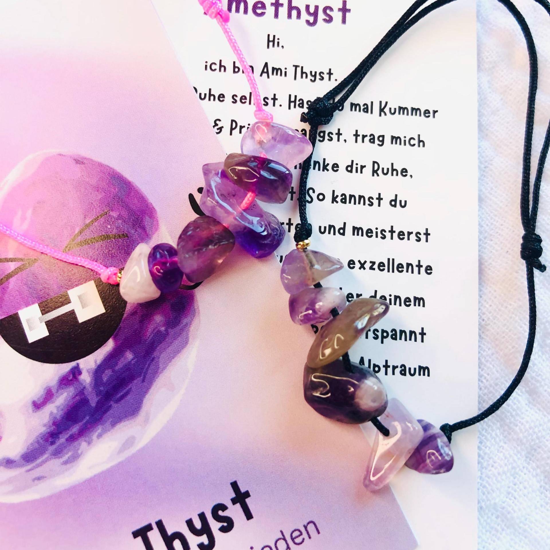 Edelstein Armband - Armband Amethyst-Glücksbringer-Geschenkidee Frau Freundin-Armband Verstellbar-Schenkt Ruhe Sanftmut Entspannnung-Talisman Edelstein Armband - Armband Amethyst-Glücksbringer-Geschenkidee Frau Freundin-Armband Verstellbar-Schenkt Ruhe Sanftmut Entspannnung-Talisman von AbrakadabraSteineDE