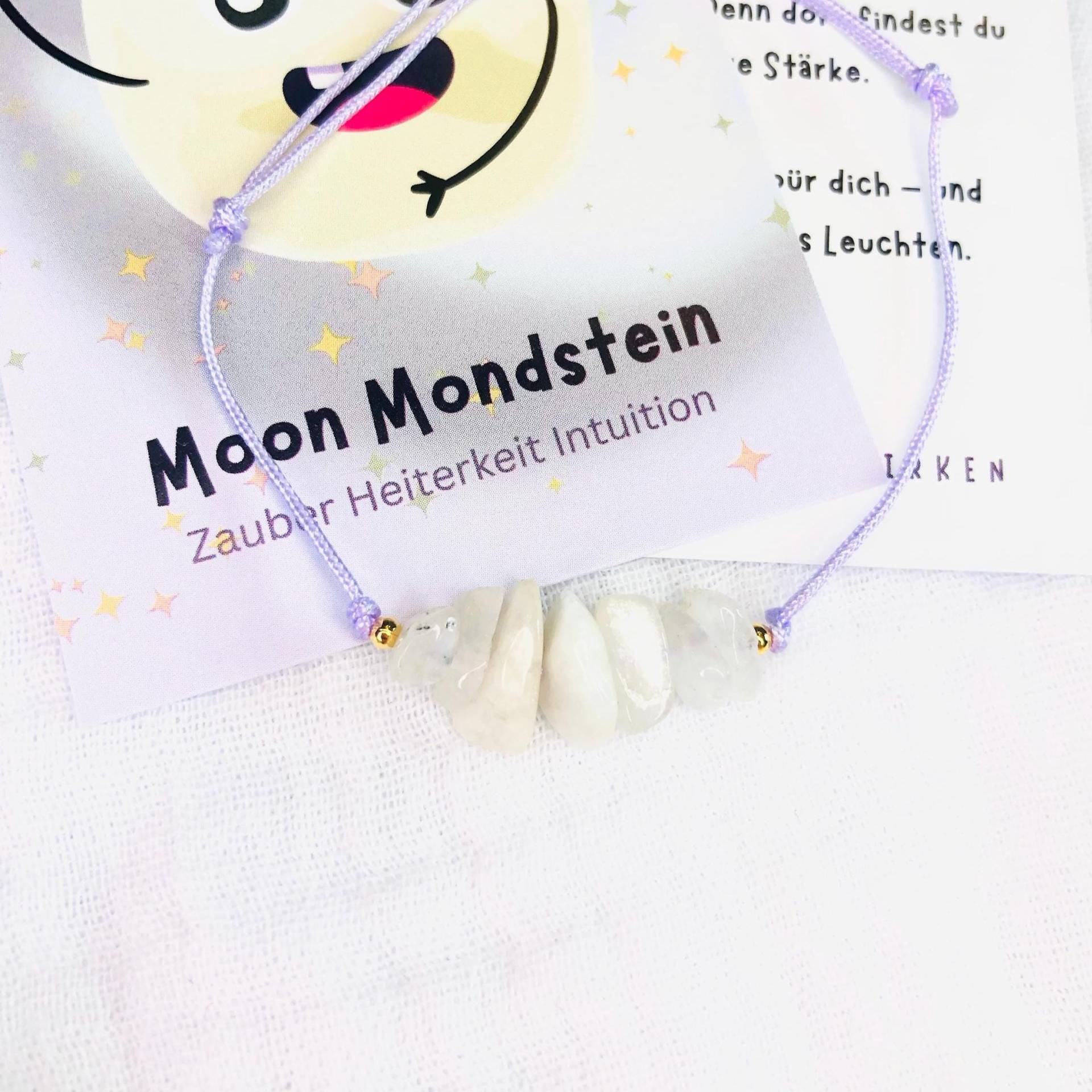 Personalisiertes Kordelarmband "Moon Mondstein"-Glücksbringer-Geschenkidee Kind-Mutmacher-Edelsteinarmband Mondstein-Kinderschmuck-Heilstein von AbrakadabraSteineDE