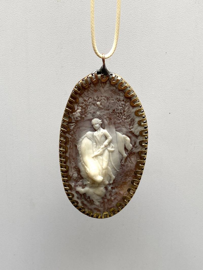 Vintage Cameo....pferd Und Reiter Halskette Vintage Cameo....pferd Und Reiter Halskette von AbsoluteGlass