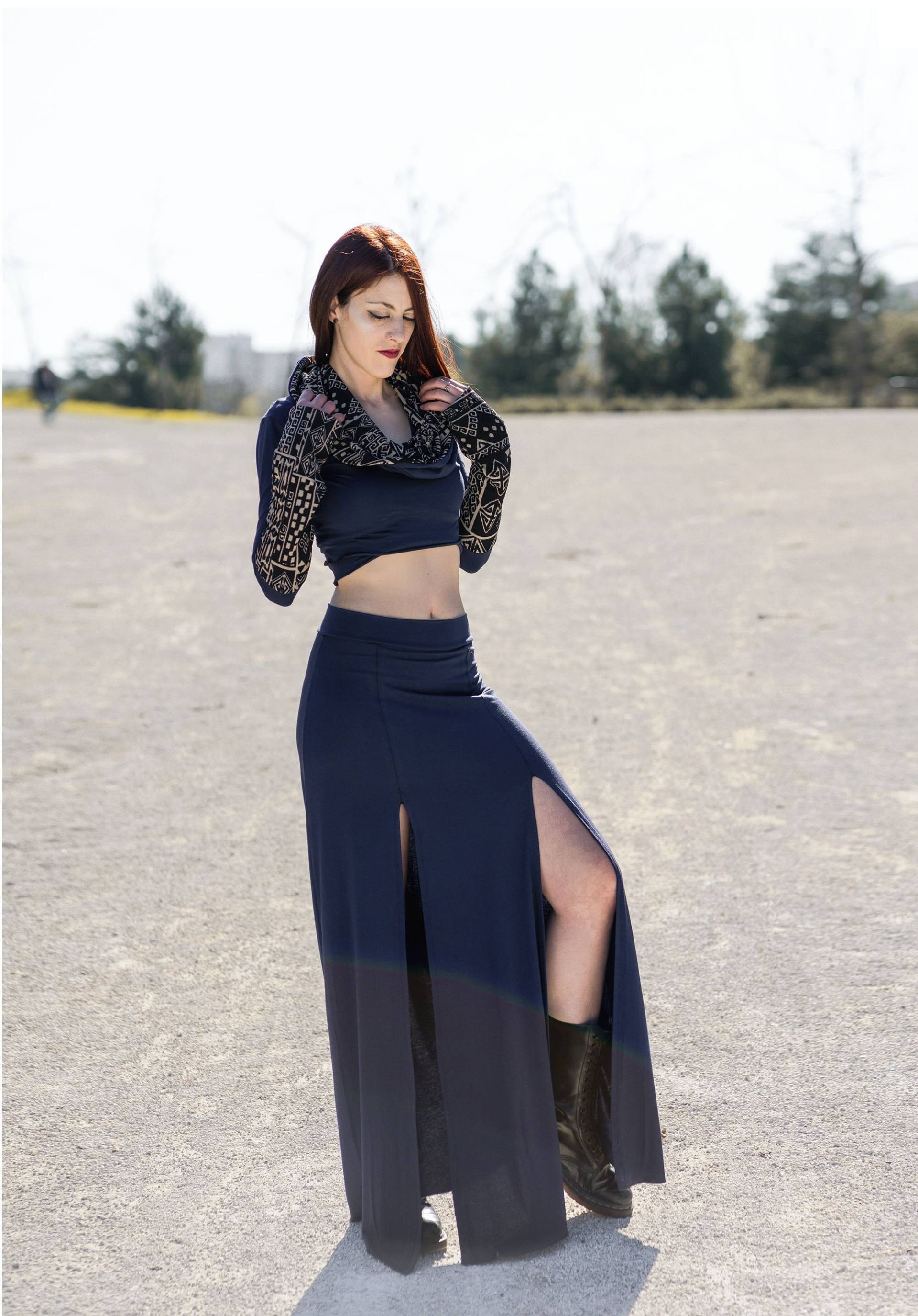 Marineblauer Boho-Festival-Maxirock Aus Bio-Baumwolle. Kostüm Für Feuertanz. Boho-Hippie-Rock. Bohemian-Maxirock. Ethno-Boho-Kleidung von AbstractikaCrafts