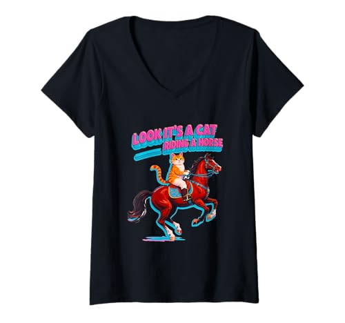 Damen Lustiges T-Shirt mit Aufschrift Cat Riding a Horse T-Shirt mit V-Ausschnitt Damen Lustiges T-Shirt mit Aufschrift Cat Riding a Horse T-Shirt mit V-Ausschnitt von Absurd Animal Meme Cat Horse Humor Apparel Co