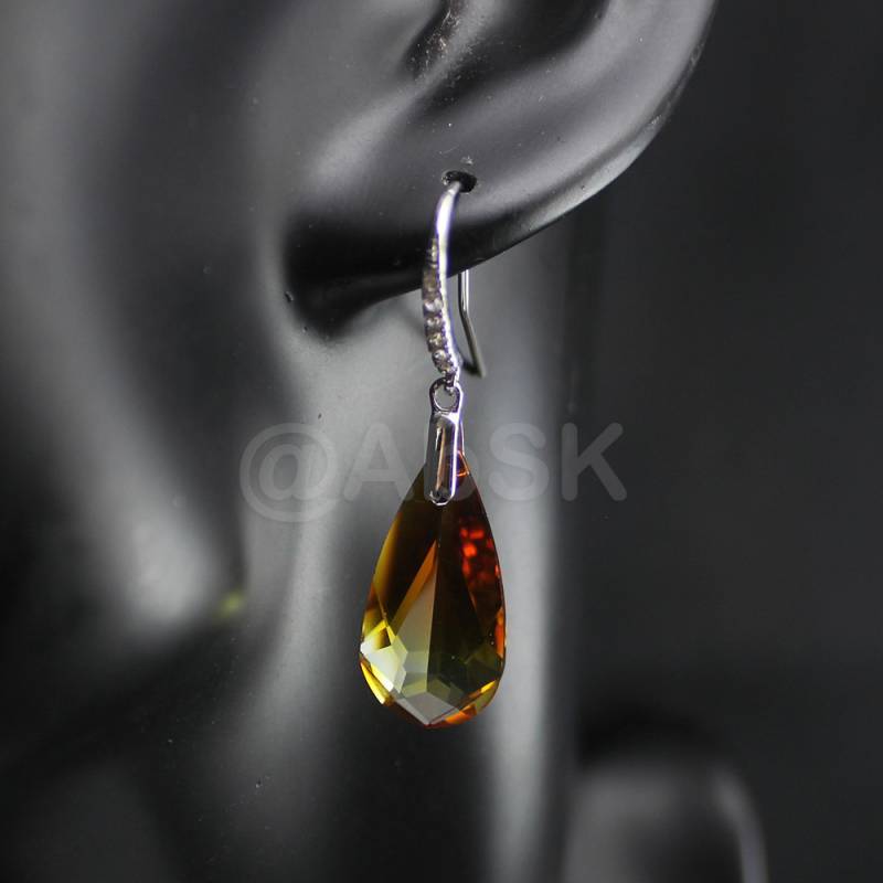 sterling Silber Mit Ziconia Auf Tropfen Kristall Ohrring Teak Be5 von Abundance74