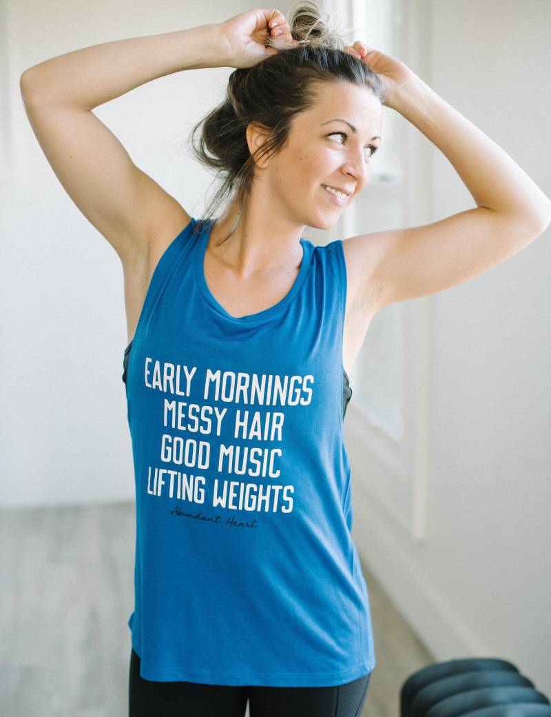 Early Bird Muscle Tank - Frauen Workout Lift Wie Ein Mädchen von AbundantHeartApparel