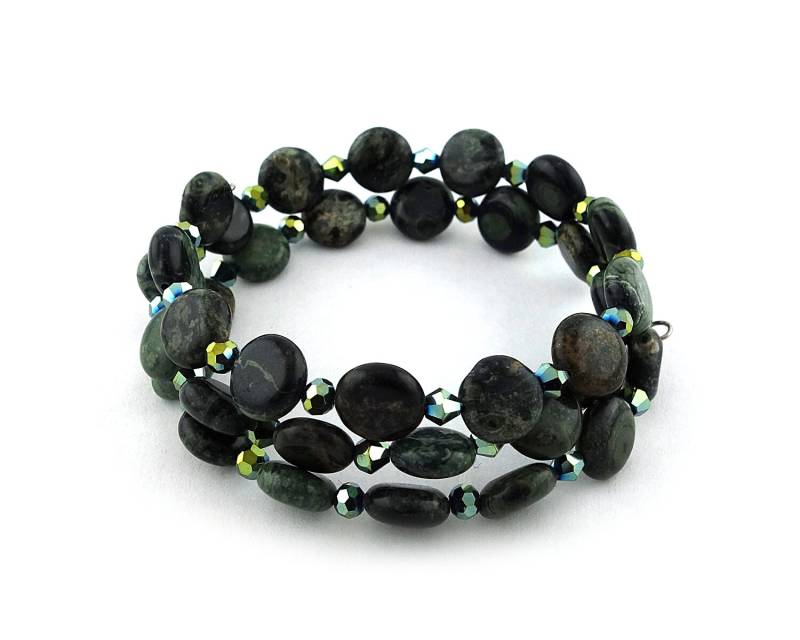 Grün Jungle Jaspis Lentil Bead Und Facettiertes Glas Memory Wire Armband Grün Jungle Jaspis Lentil Bead Und Facettiertes Glas Memory Wire Armband von AccentAllusions