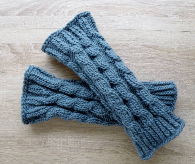 Handgestrickte Bein/Armstulpen Boot Cuffs /Pulswärmer Stiefelblitzer Beinwärmer Yogastulpen Leg Warmers Weihnachtsgeschenk von AccessoiresByMarja