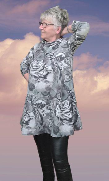 Jerseykleid Mit Dreiviertelarm, Figurumspielender Schnitt, Fantasiemuster, Größe L/Xl , Damenkleid, Damenmode, Must Have von AccessoiresByMarja