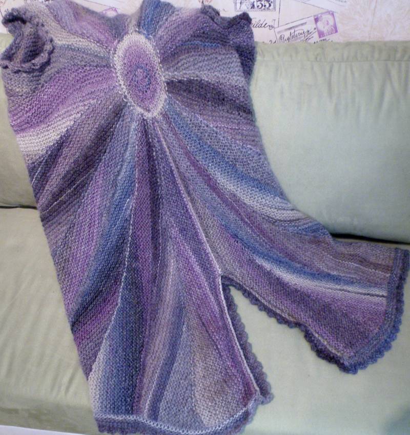 Strickweste Lang, Stola, Weste , Regenbogenweste Im Langen, Ausgefallenen Stil Größe L Handgestrickt, Unikat von AccessoiresByMarja