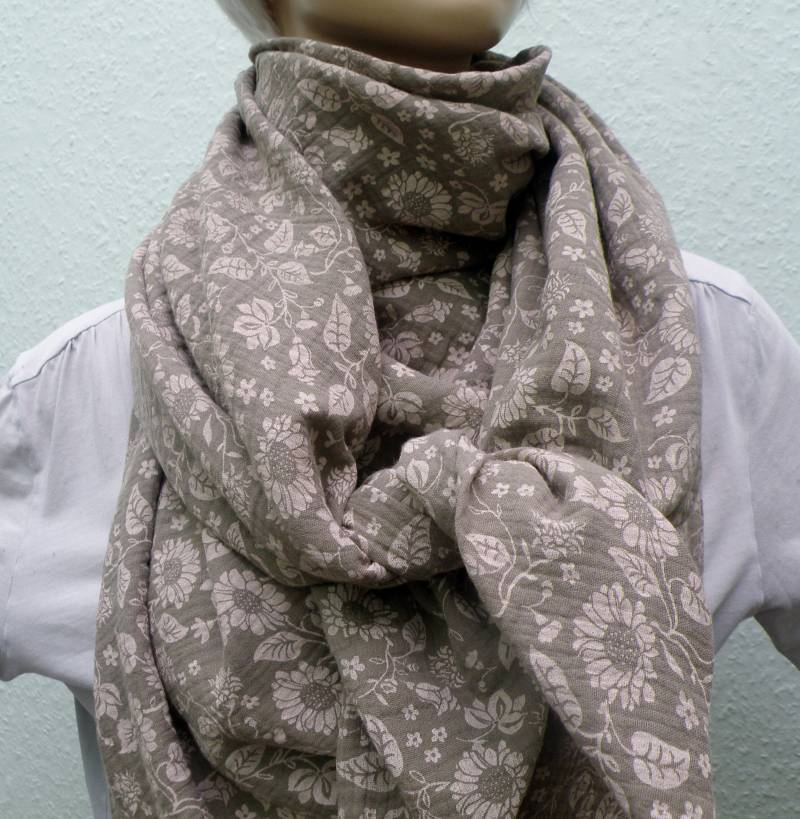 xxl Musselintuch/Double Gauze Schaltuch Wickelschal Halstuch Loop Dreiecktuch Mamatuch Olive Baumwolltuch von AccessoiresByMarja