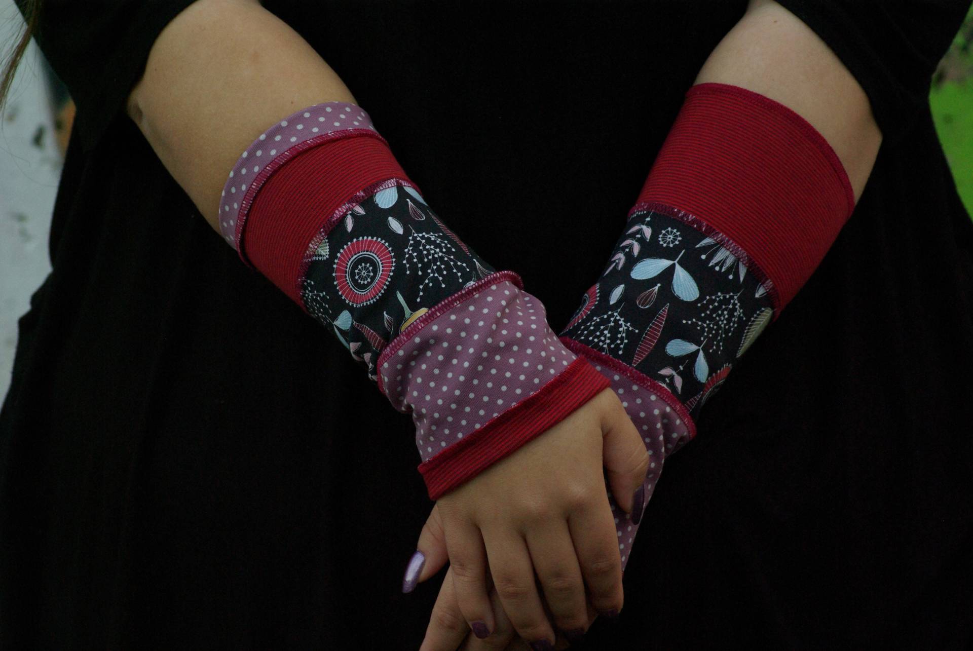 Armstulpen Handstulpen Handwärmer Pulswärmer Sommerstulpen Wendestulpen Rot Rosa Gestreift Gepunktet Geblümt Patchwork von AccessoriDE