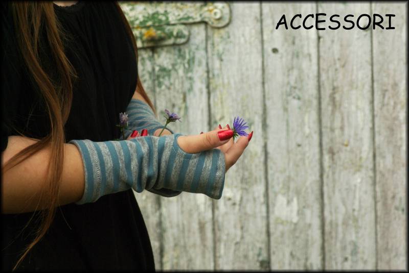 Armstulpen Mit Daumenloch Oder Ohne - Stulpen Alpenfleece Kuschelig Hell Blau Grau Gestreift Handstulpen von AccessoriDE