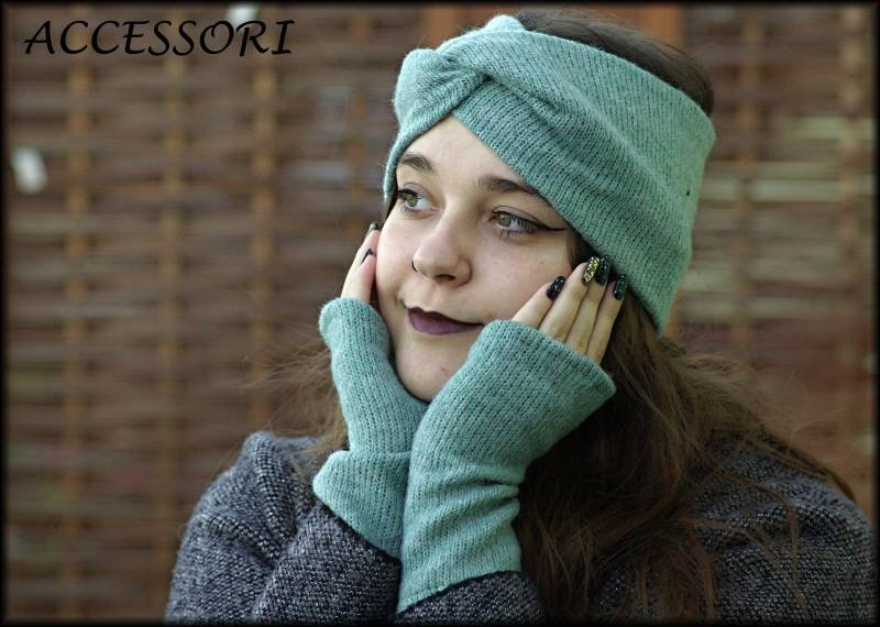 Armstulpen Stulpen Mit Daumenloch Stirnband Aus Strickstoff Knotenstirnband Turbanhaarband Weich Leicht Kuschelig Mint Grün von AccessoriDE