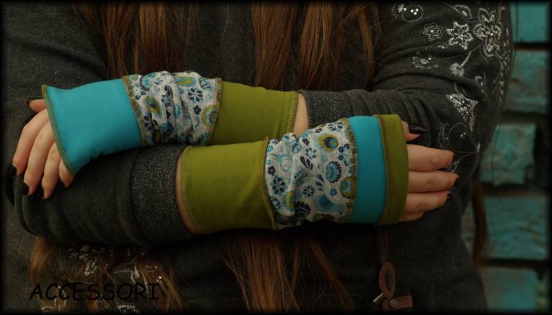 Armstulpen Stulpen Wendestulpen Handstulpen Pulswärmer Baumwolle Grün Blau Patchwork Vögel Grau von AccessoriDE