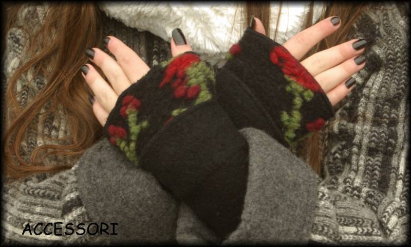 Armstulpen Wolle Schwarz Rot Grün Geblümt Warm von AccessoriDE
