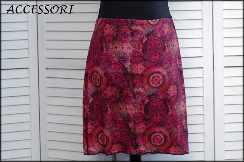 Jerseyrock Sommerrock Viskosejersey Mandala Rot Rosa Damenrock A - Form von AccessoriDE