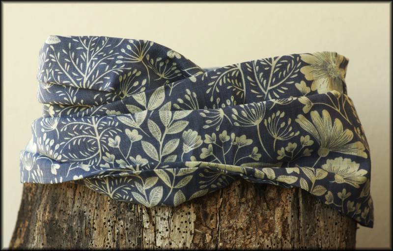 Loop Schal Wickelschal Sehr Leicht Geblümt Rosa Blau Grün Dunkelblau Schwarz Baumwolle Viskose Halsschmuck von AccessoriDE