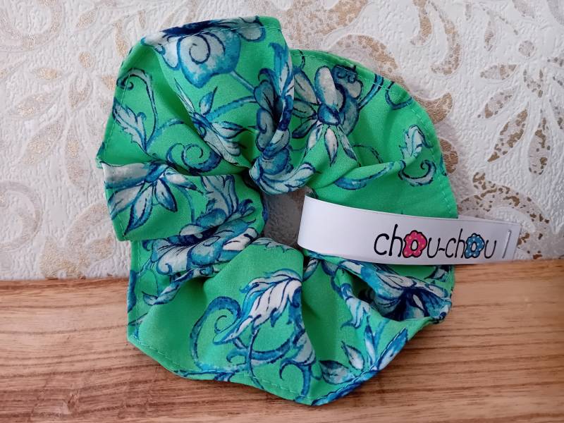 Scrunchie Reine Seide Haargummi Zopfgummi Grün Blau Ranken Geblümt Haaraccessoires von AccessoriDE