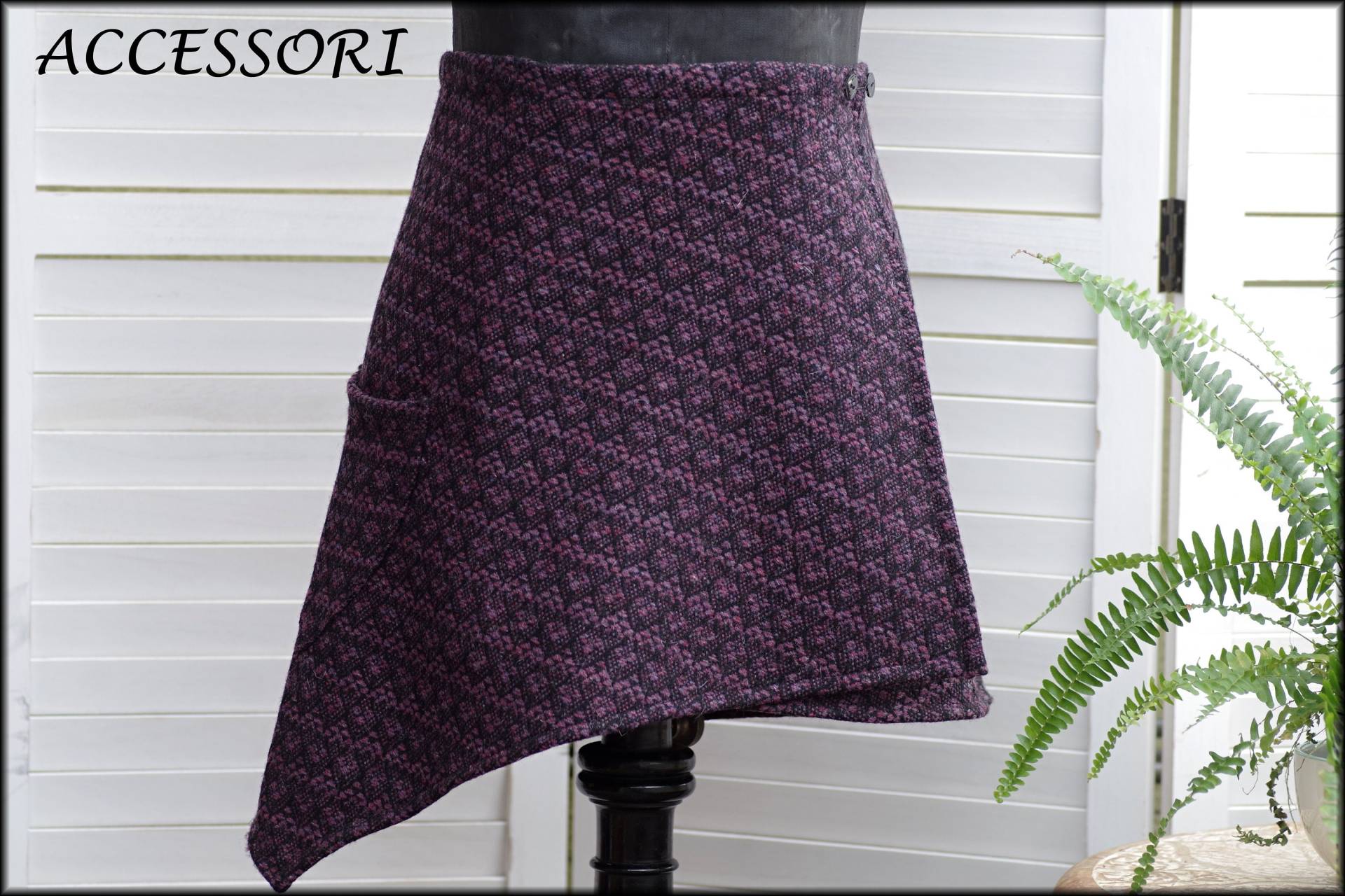 Wickelrock Wollrock Kurz Rock Nierenwärmer Lila Schwarz Minirock Wolle Warm von AccessoriDE