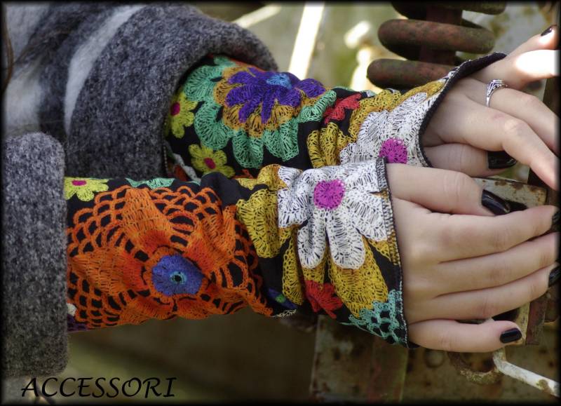 stulpen Armstulpen Beideseitig Oder Mit Daumenloch Bunt Geblümt Mandala Fleece Handwärmer Weich Warm Kuschelig von AccessoriDE