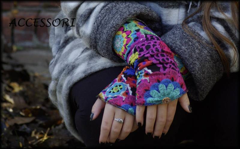 stulpen Armstulpen Beideseitig Oder Mit Daumenloch Bunt Geblümt Mandala Fleece Handwärmer Weich Warm Kuschelig von AccessoriDE