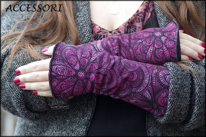 stulpen Armstulpen Beideseitig Oder Mit Daumenloch Lila Violet Mandala Geblümt Fleece Handwärmer Weich Warm Kuschelig von AccessoriDE