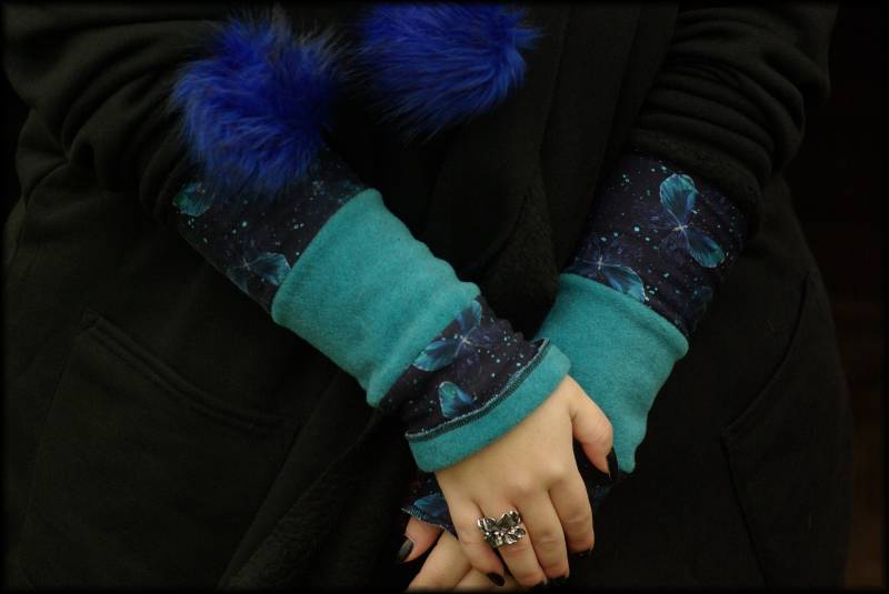 stulpen Armstulpen Handstulpen Wendestulpen Beideseitig Türkis Blau Schmetterlingen Polar Fleece Patchwork Handwärmer Weich Warm Kuschelig von AccessoriDE