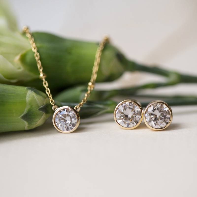 Minimalist Ohrring, Gold Kristall Ohrring Bolzen, E399 von AccessoriesAtelier